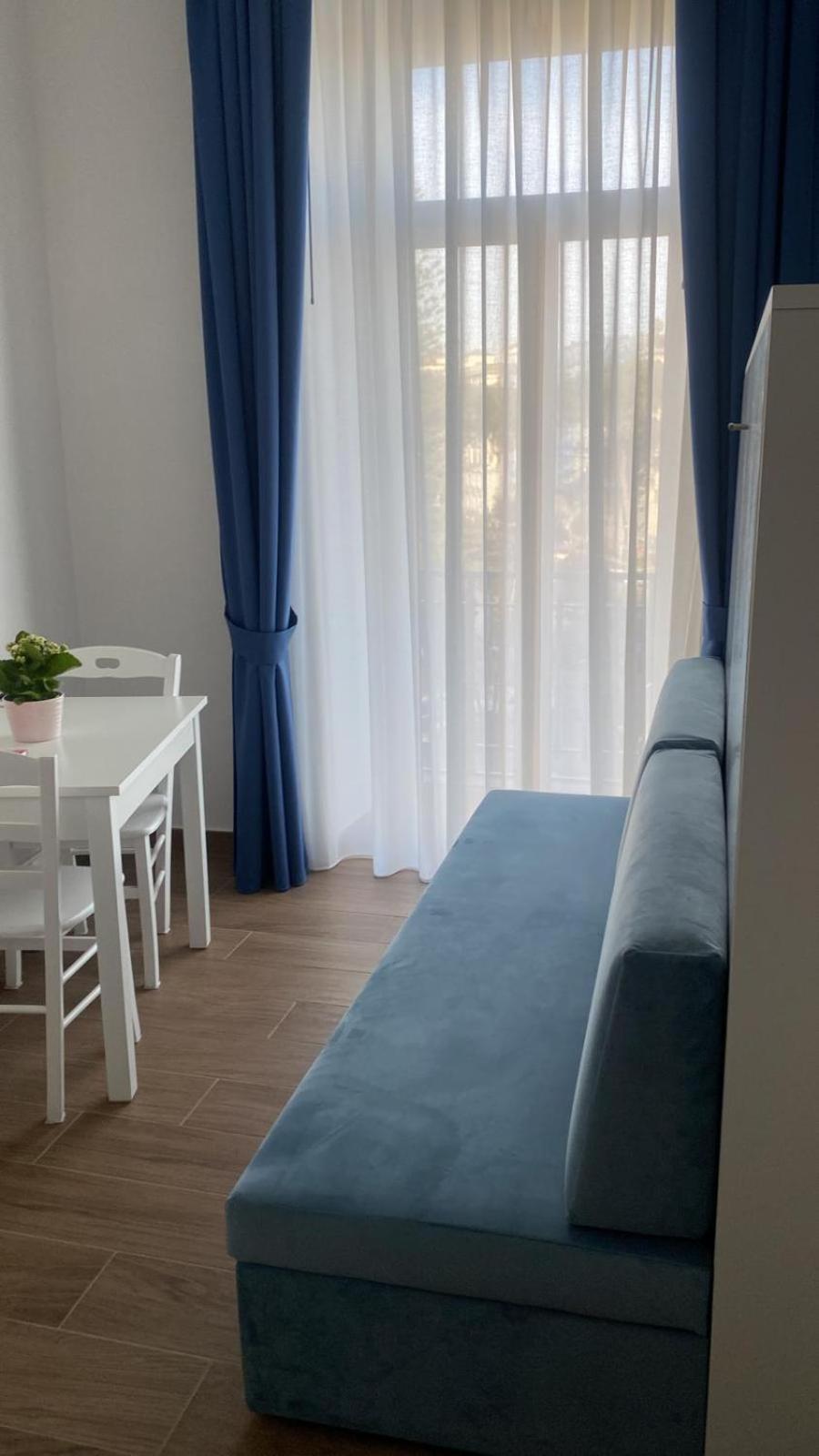 B&B Lungomare Sannazzaro Naples Exterior photo
